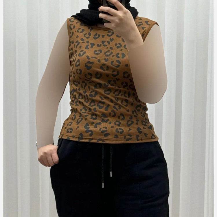تاپ کبریتی پلنگی زنانه سایز S-XL تنخور شیک و راحت چهارفصل بدون آبرفت و چروک