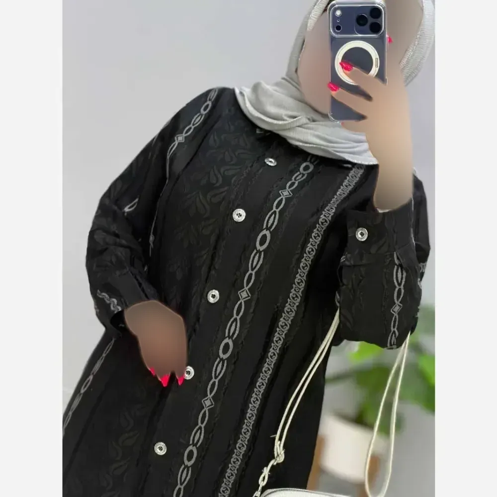 مانتو بلند زنانه ژاکارد مشکی سایز بزرگ مناسب سایز 46 تا 52