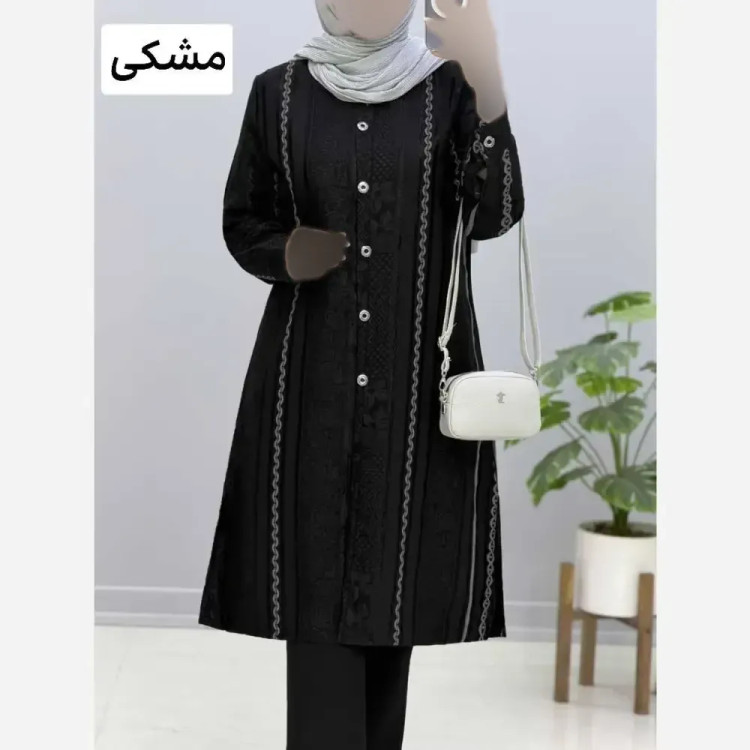 مانتو بلند زنانه کرپ ژاکارد مشکی سایز بزرگ 42 تا 54