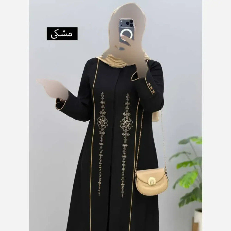 مانتو مزونی بلند یقه هفت ایستاده جنس شانتون صوفیا سایز بزرگ مناسب سایز 46 تا 54