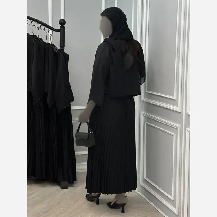 سه تیکه فاریا سارافون بوگاتی و کت کرپ مازراتی رنگ مشکی سایز فری 38 تا 46