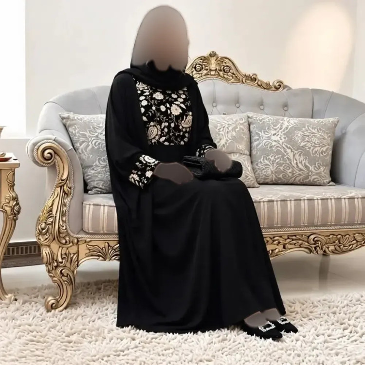 مانتو عبایی سوزن دوزی جنس الیزه درجه یک فری سایز