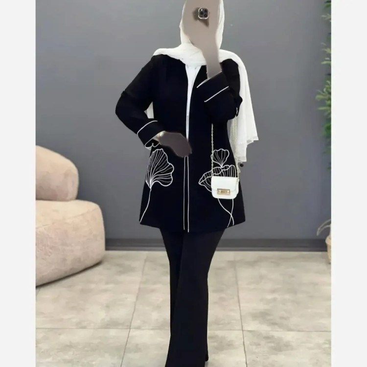 مانتو کتی گلدوزی شده مدل گل لاله نسترن جنس مازراتی رنگ مشکی فری سایز